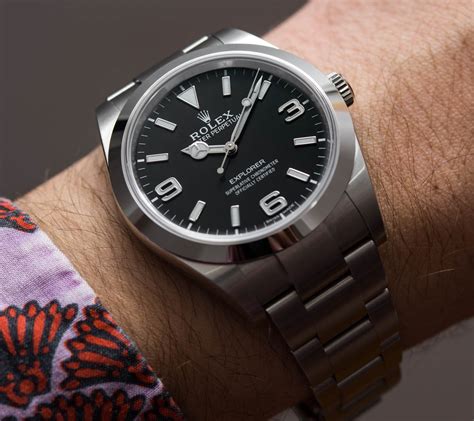 rolex explorer 39 bracelet steelinox|Rolex explorer 214270 reviews.